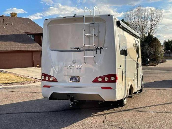 Used 2015 Leisure Travel Unity U24TB