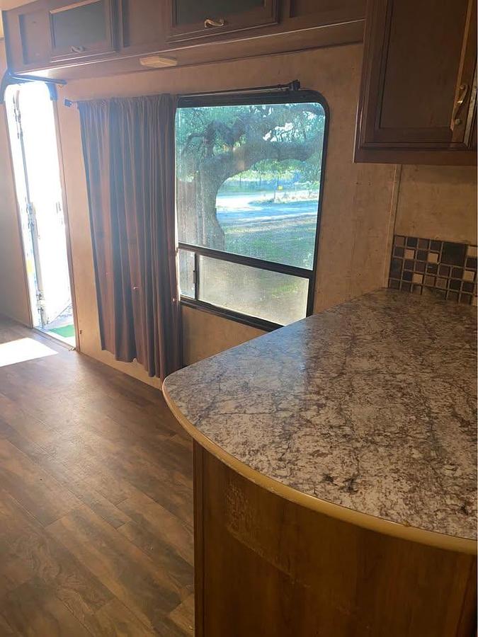 Used 2017 Avenger Pull-Behind RV
