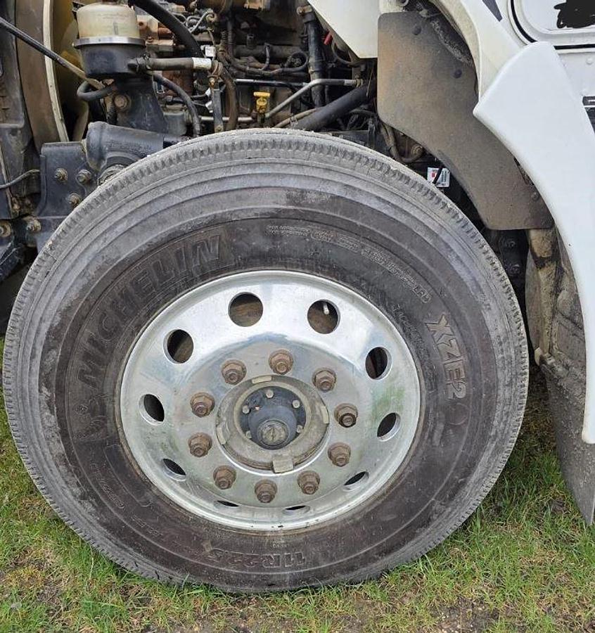 Used 2018 Kenworth T370