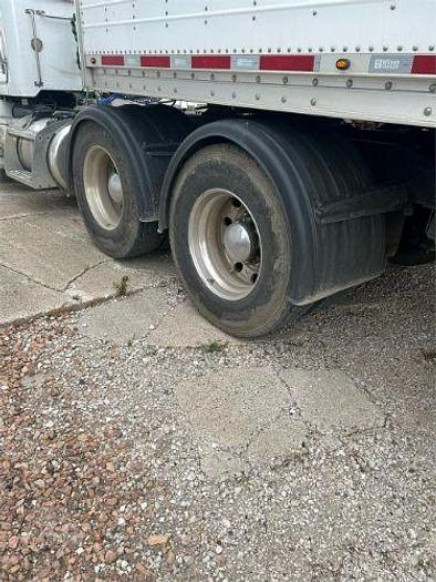 Used 2011 Peterbilt 384