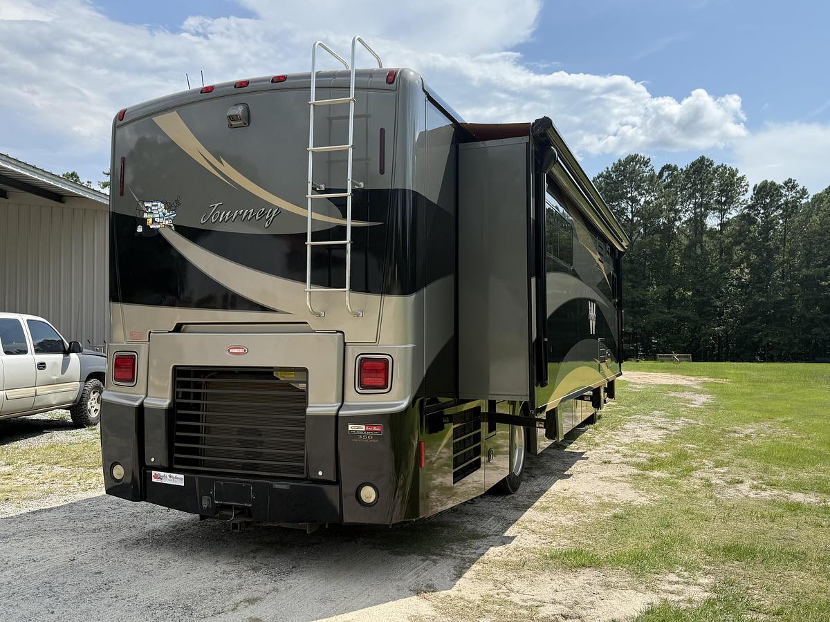 Used 2009 Winnebago Journey 39Z