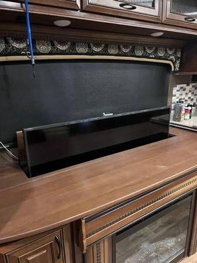 Used 2016 Jayco Pinnacle