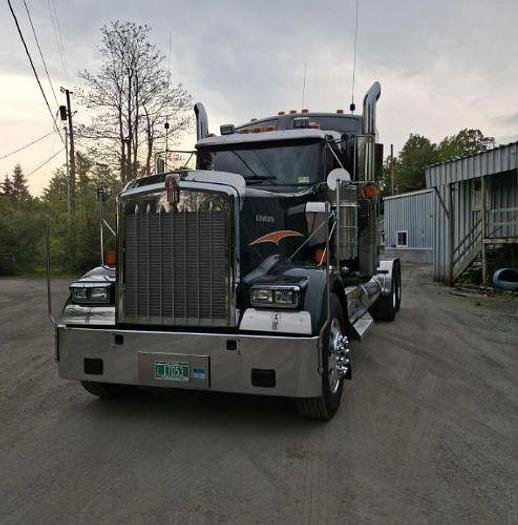 Used 2018 KENWORTH W900L