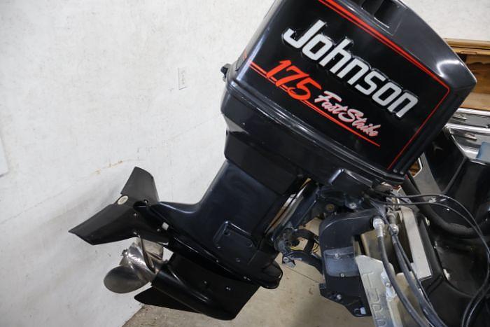 Used 1995 Gambler Bass Boat