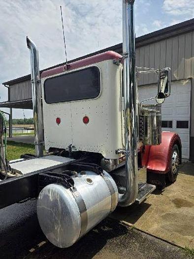 Used 2005 Peterbilt 379
