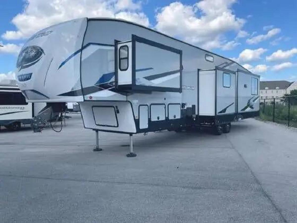 Used 2023 Forest River Arctic Wolf 3660 Fifth Wheel