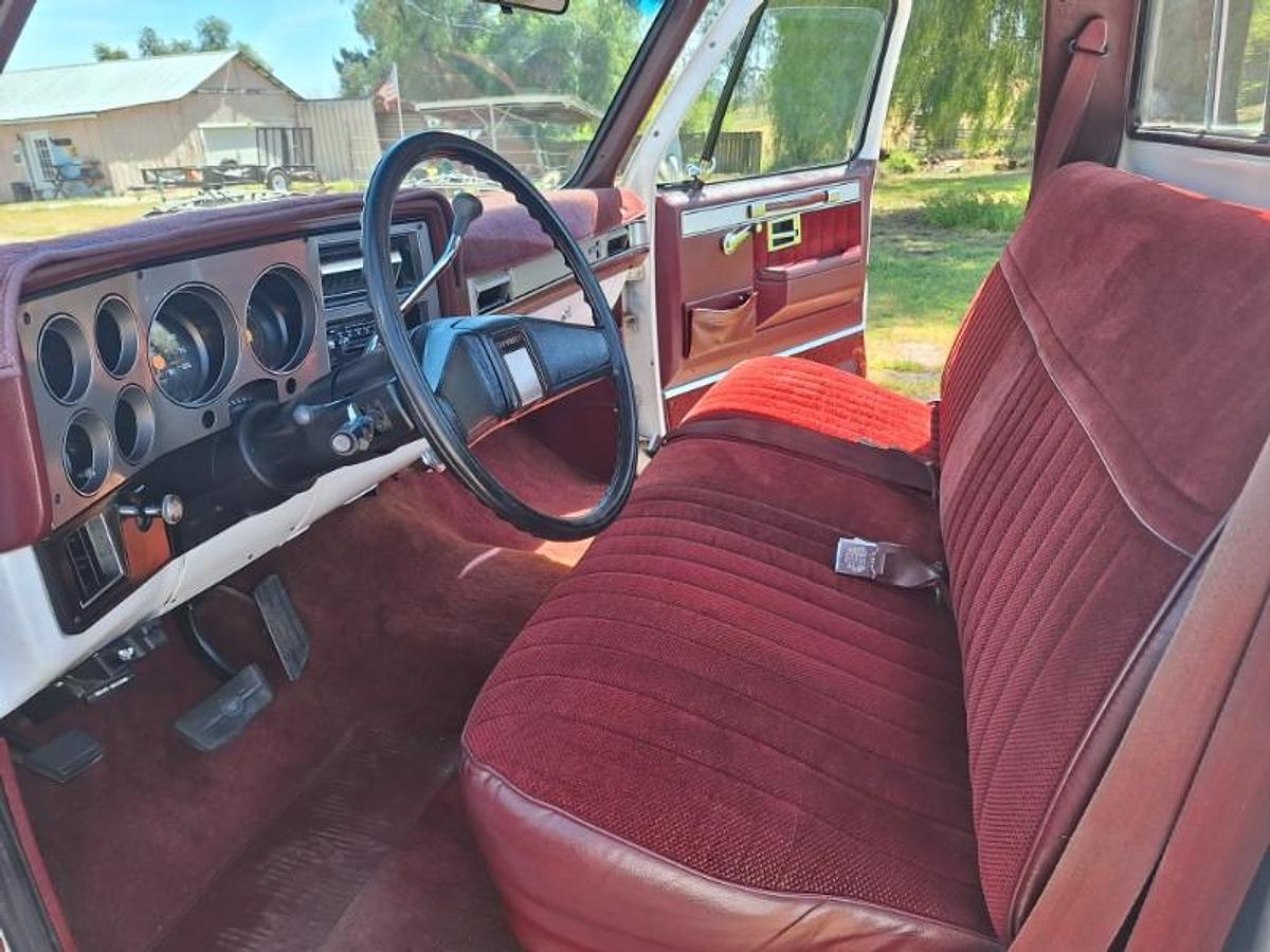Used 1986 Chevrolet Silverado C20 Box