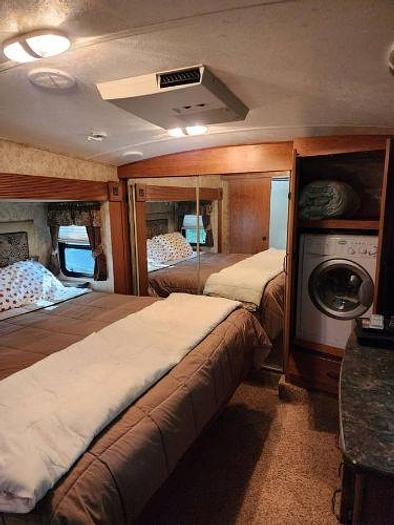 Used 2013 Keystone Montana Mountaineer 346LBQ