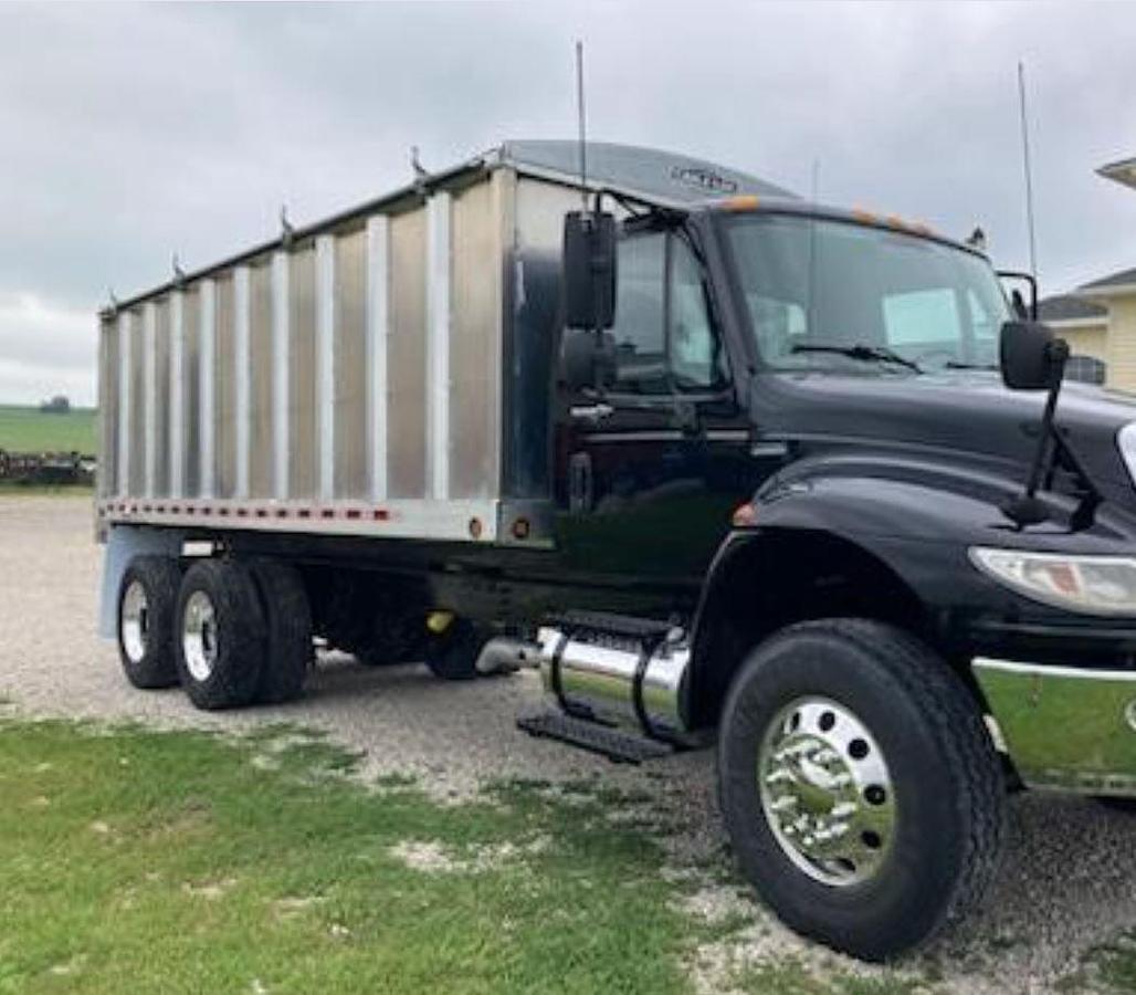 Used 2010 International Durastar 4400