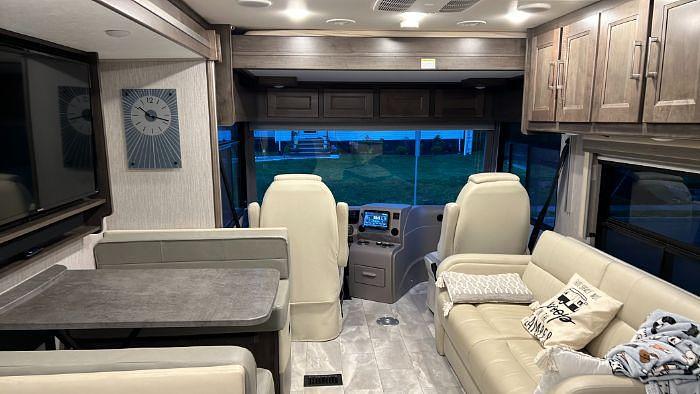 Used 2021 Coachmen Sportscoach SRS 376ES