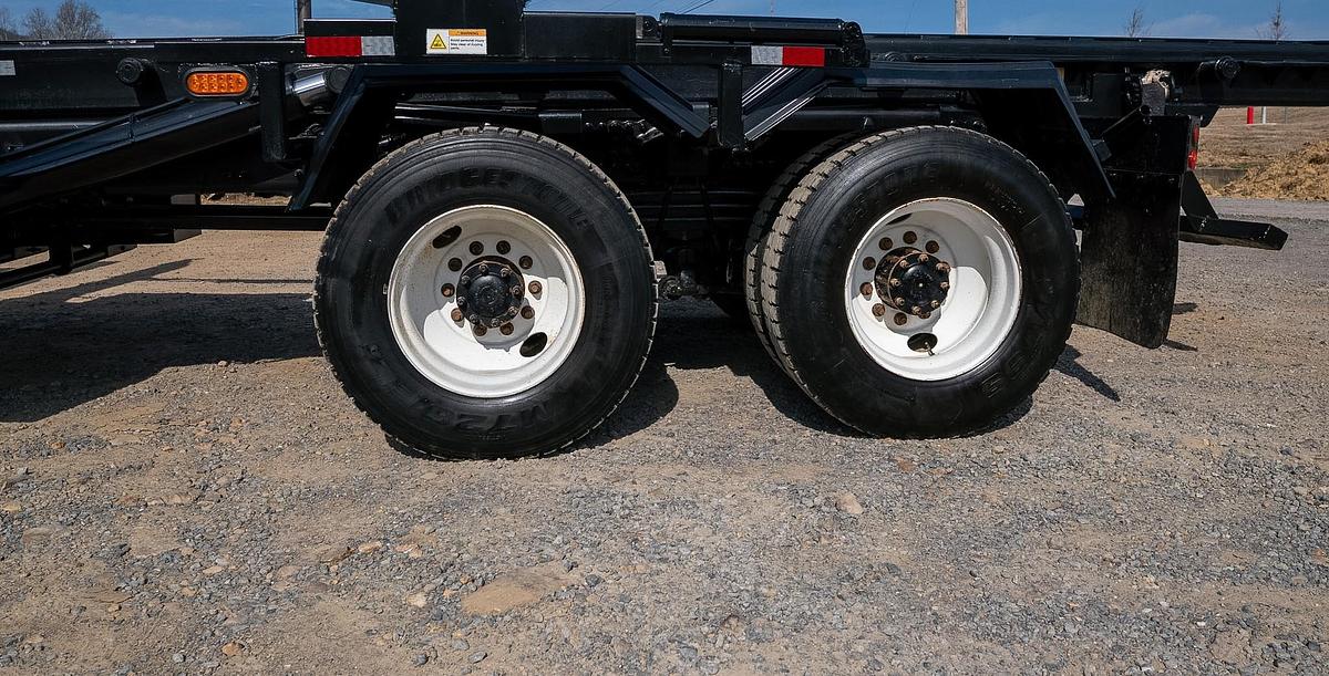 Used 2014 Freightliner Business Class M2 112