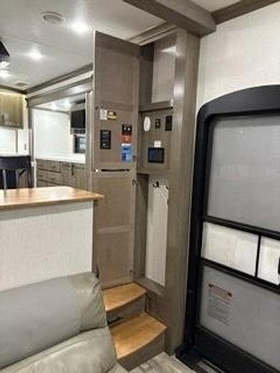 Used 2021 Forest River Riverstone 42FSKG