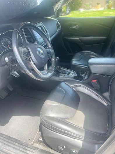 Used 2019 Jeep Cherokee Latitude Plus