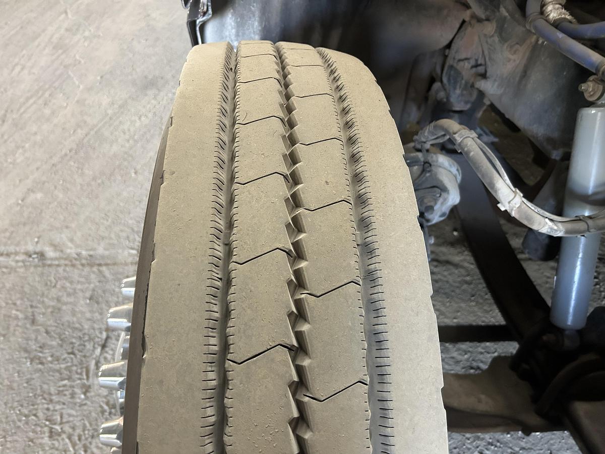 Used 2016 Peterbilt 386 Conventional Sleeper Semi