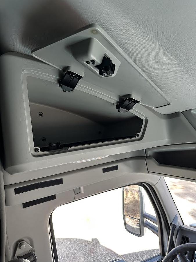 Used 2020 Kenworth T680 Conventional Sleeper Semi