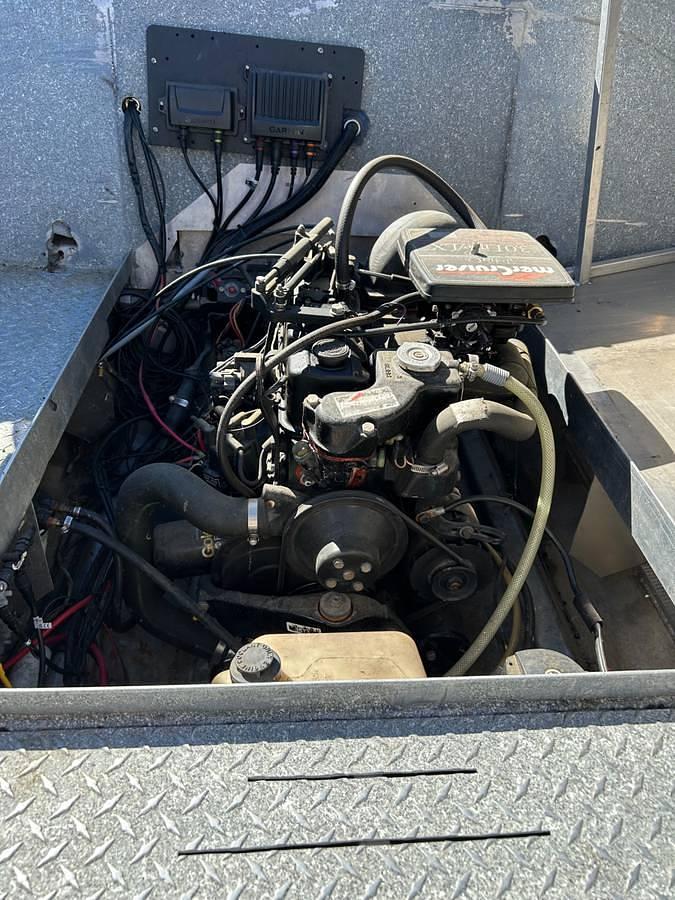 Used 1995 Breakwater 20ft Custom Aluminum Boat