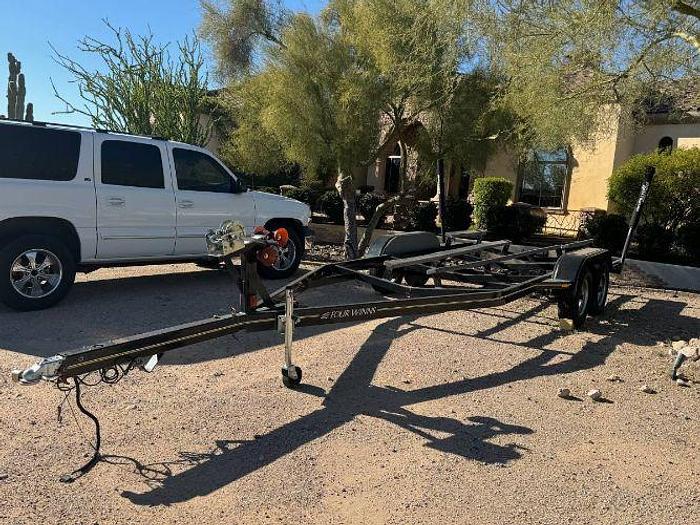 Used 2005 Four Winns Funship 214