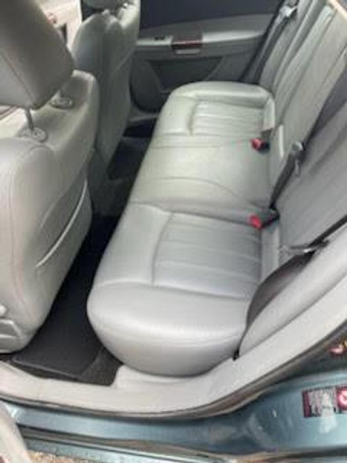 Used 2009 Chrysler 300C (formerly owned by President Barack Obama)