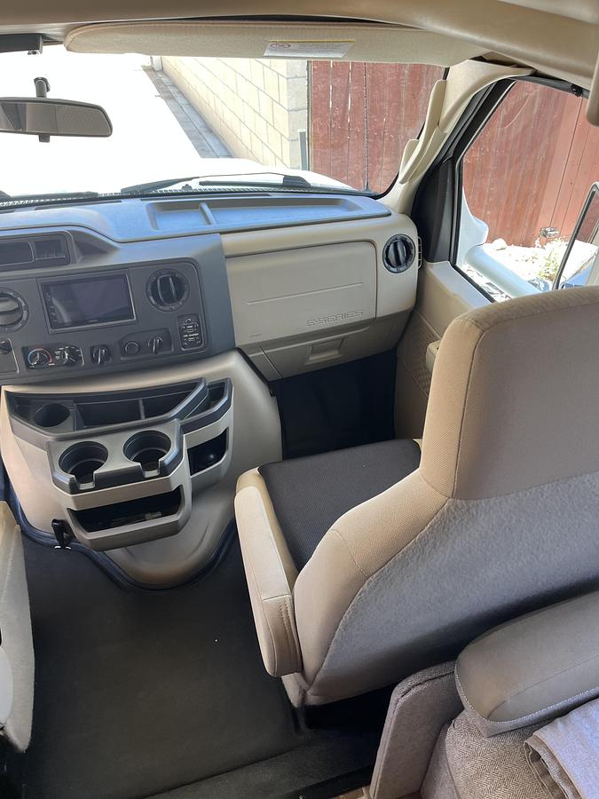 Used 2016 Thor Motor Coach Freedom Elite Class C Motorhome
