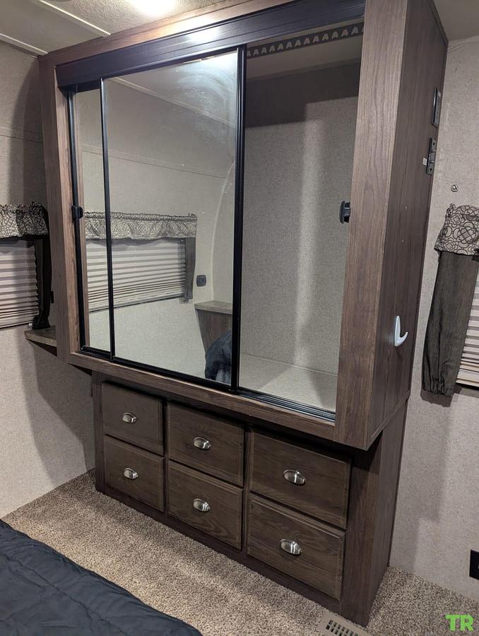 Used 2018 Flagstaff Superlite