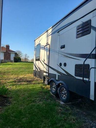 Used 2014 Keystone Carbon Toyhauler