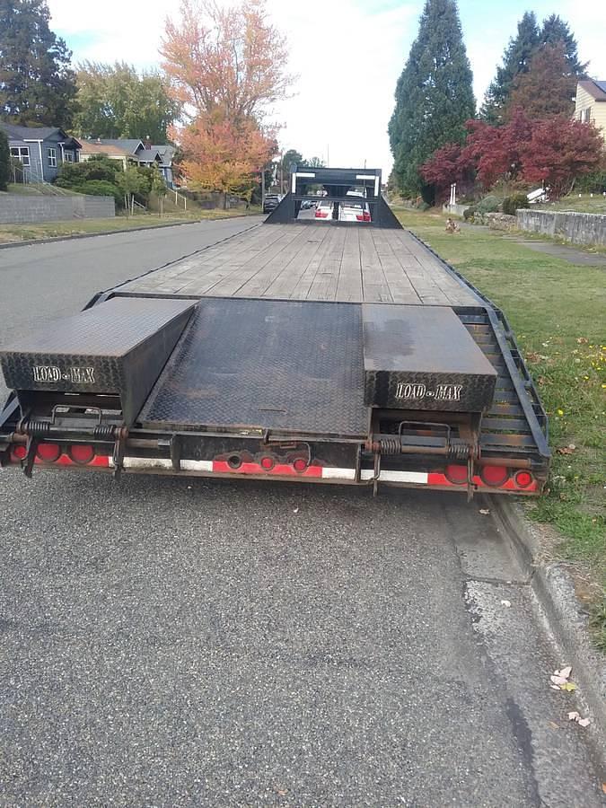Used 2008 Load Max 32ft deck-over flatbed gooseneck