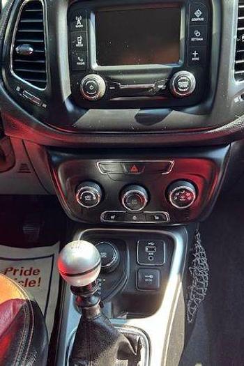 Used 2018 JEEP Compass Sport