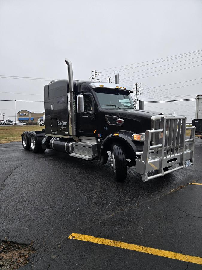 Used 2019 Peterbilt 567 Conventional Sleeper Truck