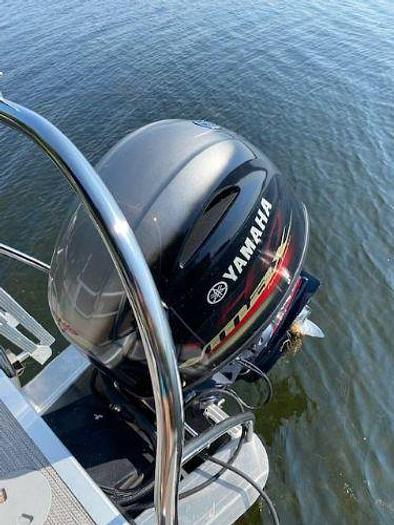 Used 2021 Bennington 23SSRSD Pontoon Boat