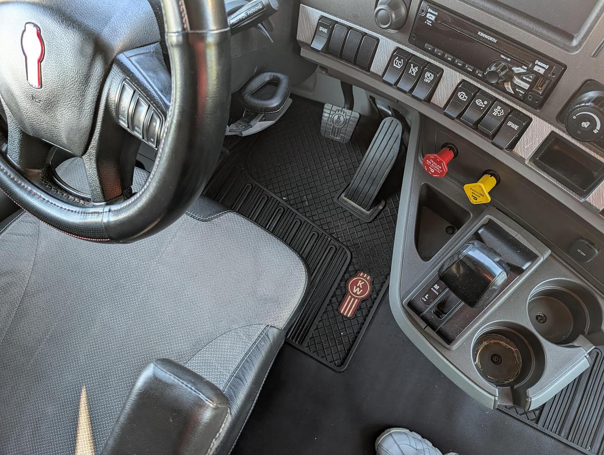 Used 2018 KENWORTH T680