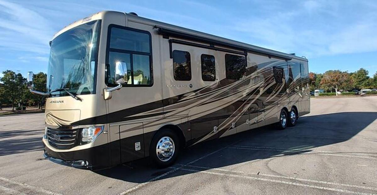 Used 2018 Newmar Ventana 4369