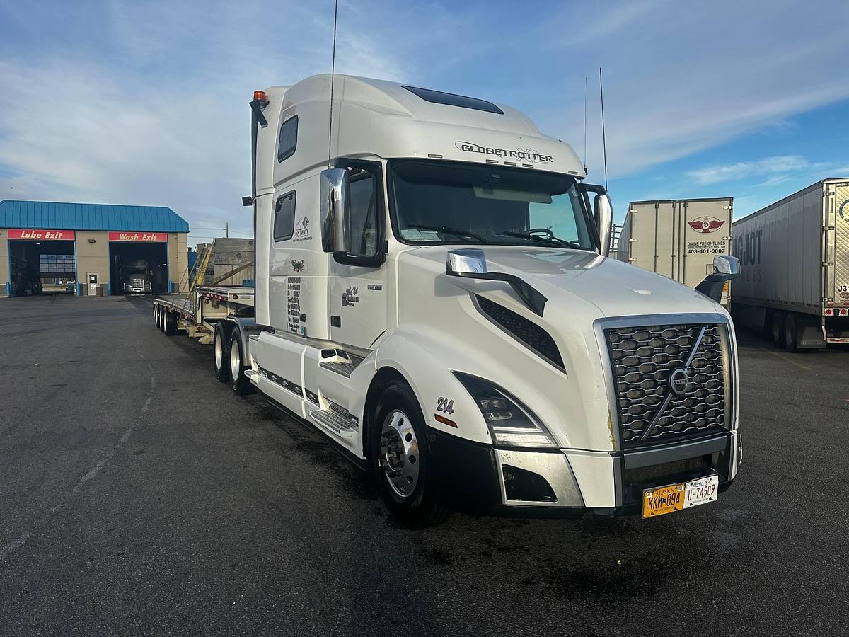 Used 2020 Volvo VNL860 XL Globetrotter