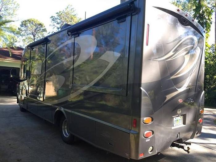 Used 2012 Winnebago VIA Q