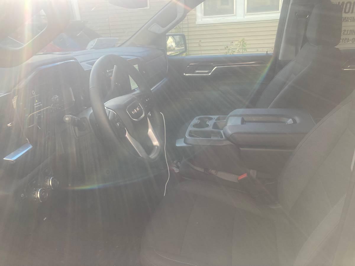 Used 2024 GMC SIERRA 1500 SLE