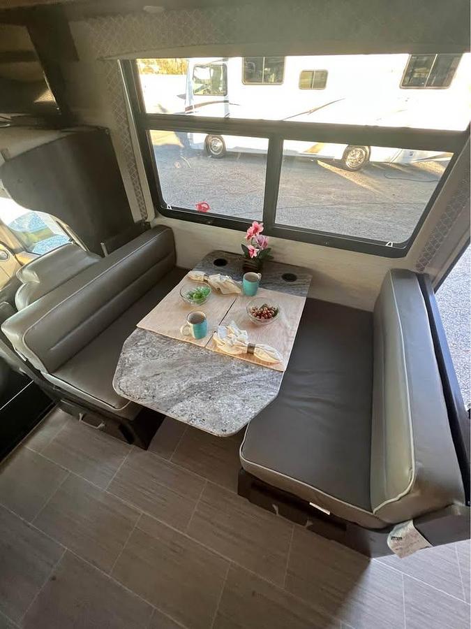 Used 2019 Jayco Greyhawk 31FS