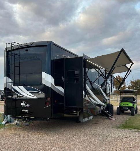 Used 2019 Redwood 3901MB