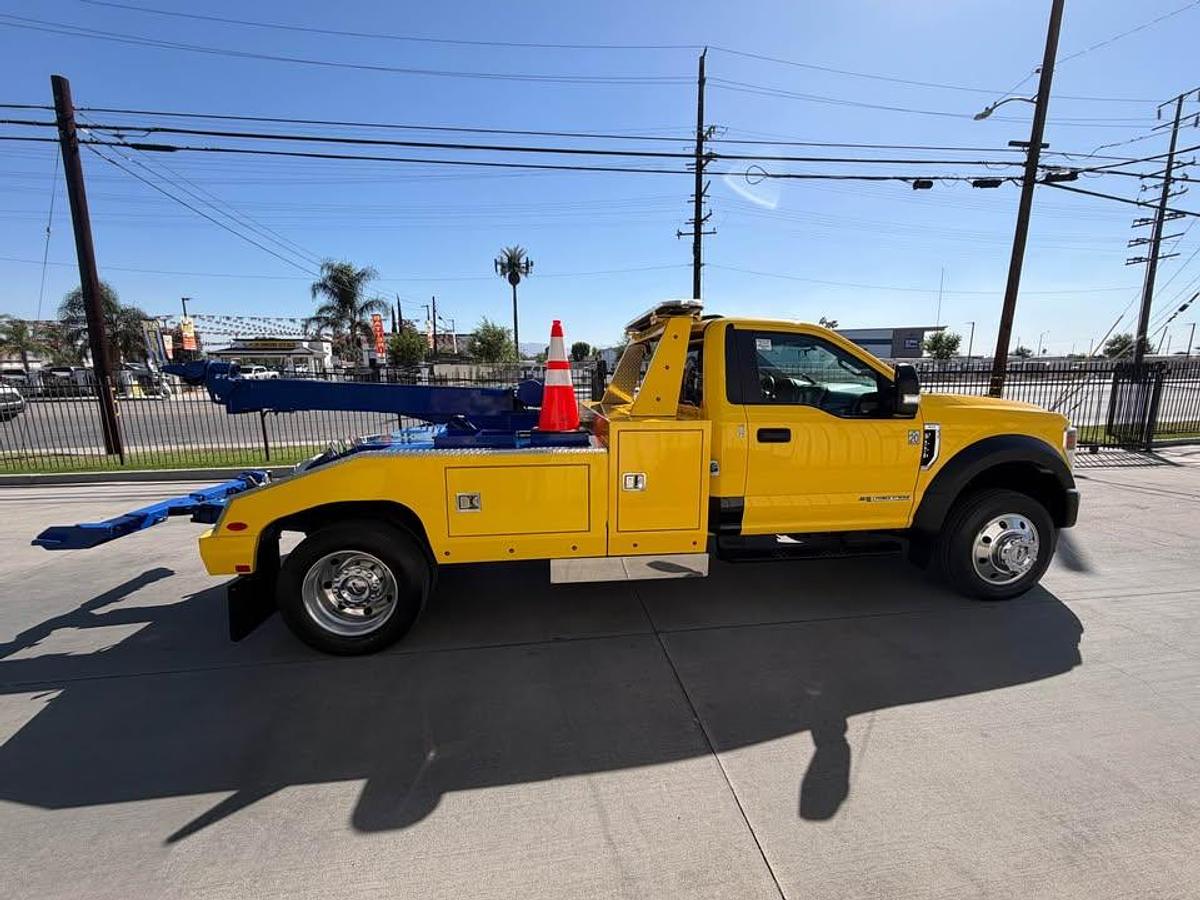 Used 2021 Ford F-550 XLT Vulcan 881 Wrecker Tow Truck