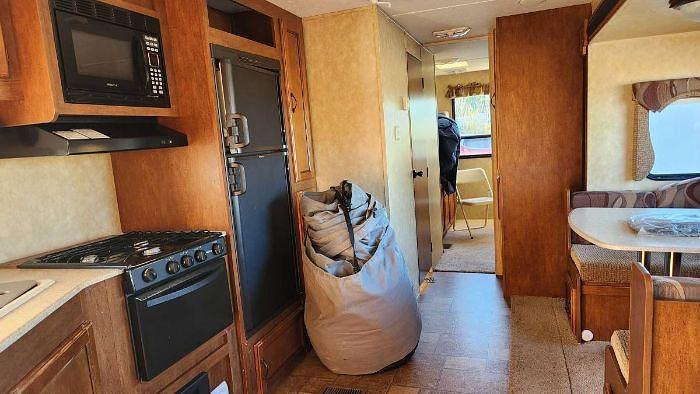 Used 2013 Coachmen Catalina Deluxe Edition