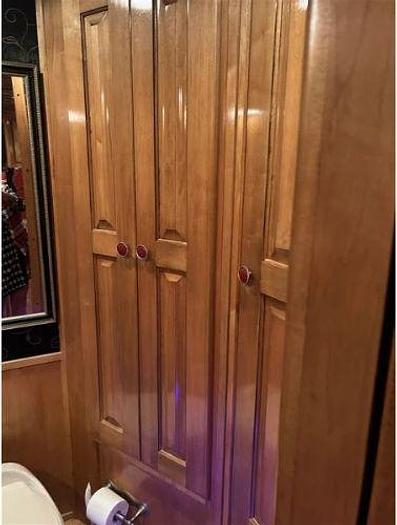 Used 2010 Hart 3 Horse Trailer With Living Quarters