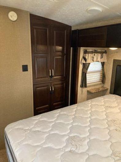 Used 2015 Keystone Montana Mountaineer