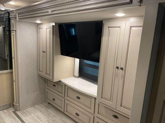 Used 2022 Newmar Dutch Star 4369