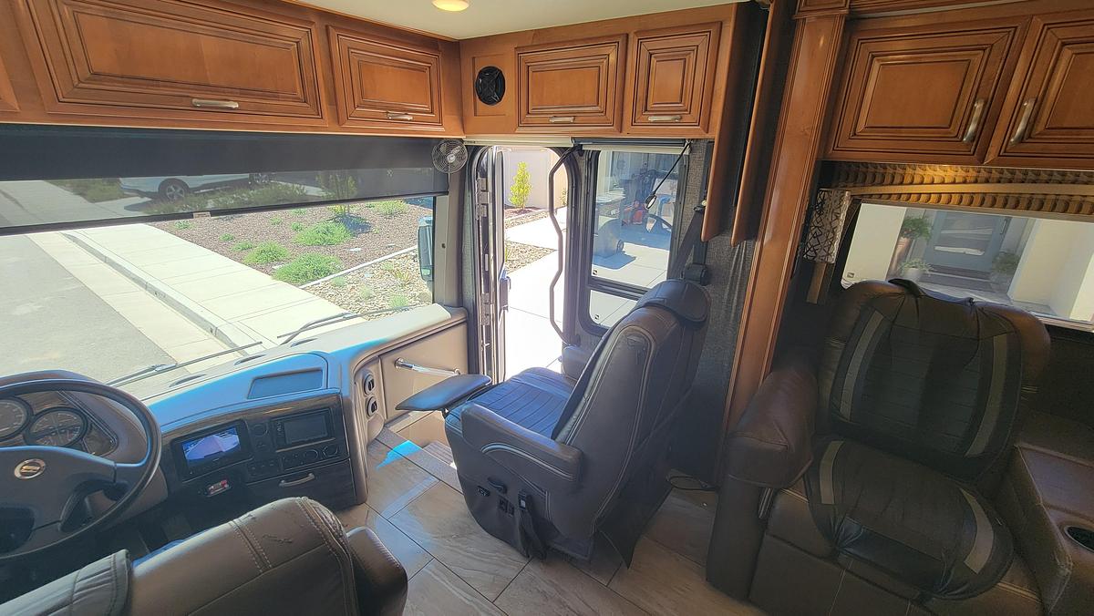 Used 2017 Thor Aria 3901 Class A Motorhome