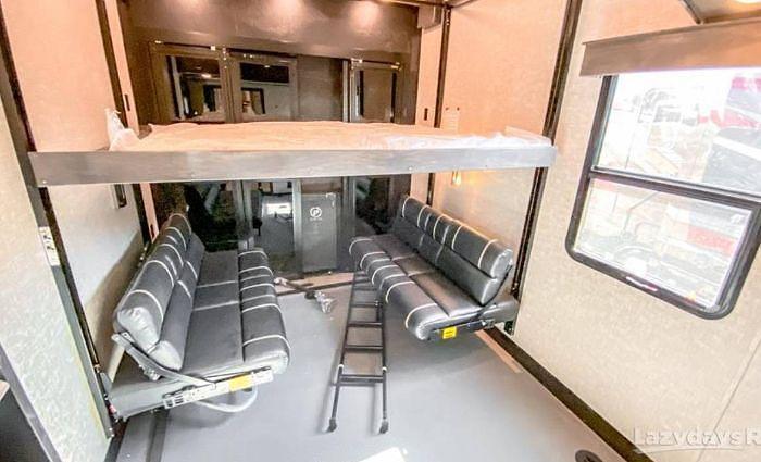 Used 2022 Vanleigh Ambition 399TH