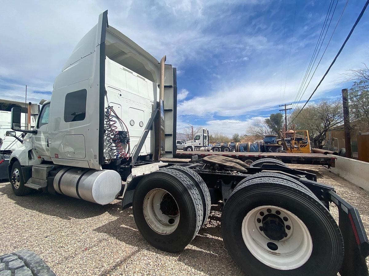 Used 2020 INTERNATIONAL LT625 Sleeper Semi Truck