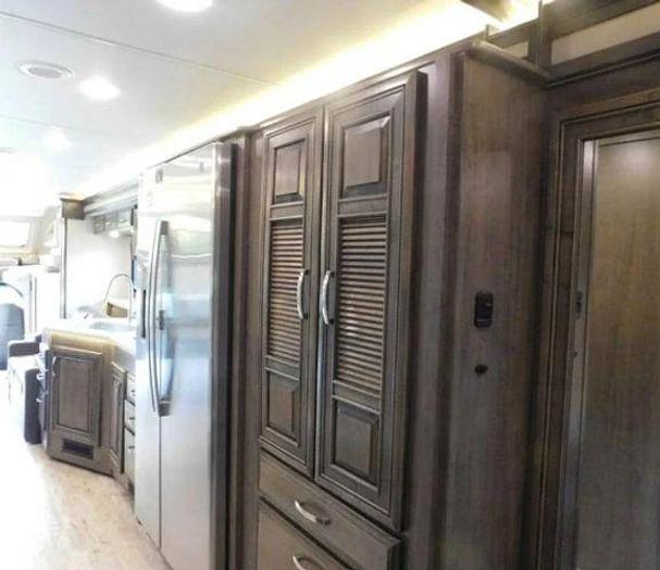 Used 2021 Jayco Seneca 37K