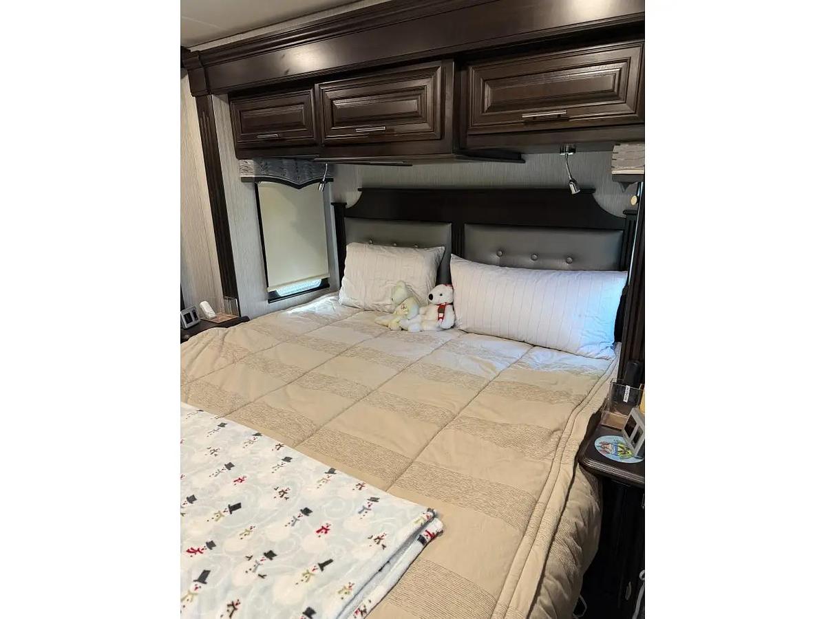 Used 2023 Forest River Berkshire Xlt 45e