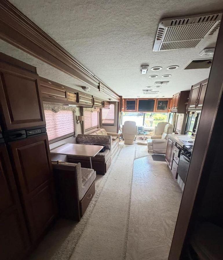 Used 2007 Fleetwood Bounder 35E