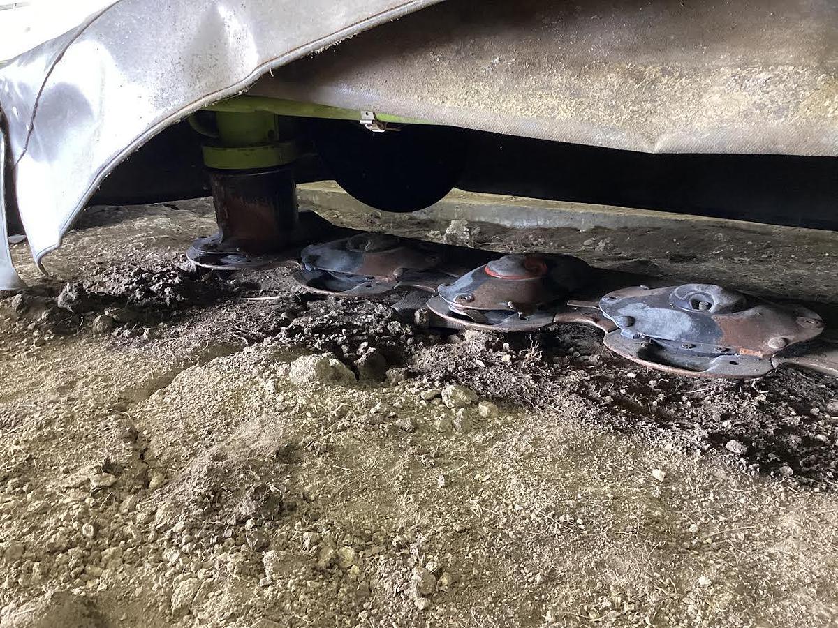 Used 2022 Claas 3600 F Disco and Claas Disco 1100 Trend Disc Mower