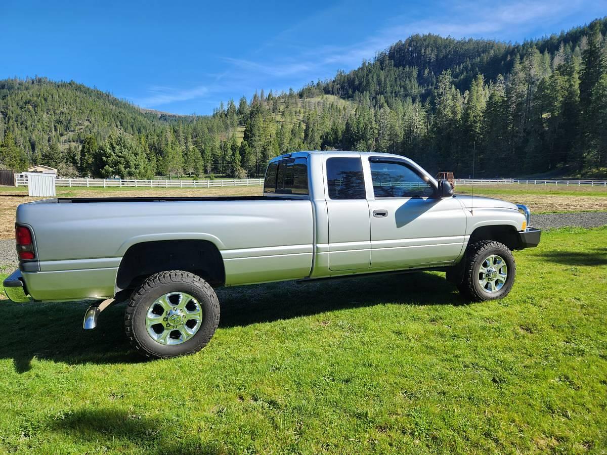 Used 2001 Dodge Ram 2500 4dr Quad Cab SLT Plus 4WD LB