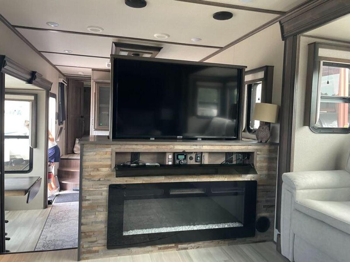 Used 2022 Grand Design Solitude 346FLS